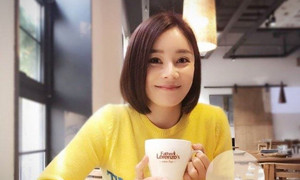 谭松韵整容前后照片分析 素颜旧照惊呆网友