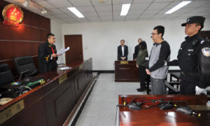 谭松韵整容前后照片分析 素颜旧照惊呆网友