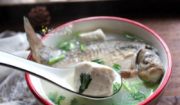 魚湯這樣做白如牛奶，訣竅很簡單1步做對了，魚湯濃郁鮮美無腥味