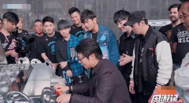 知名明星发长文怼周杰伦，过于自信就是自负，节目发言就像小孩