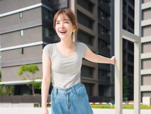 知名明星发长文怼周杰伦，过于自信就是自负，节目发言就像小孩