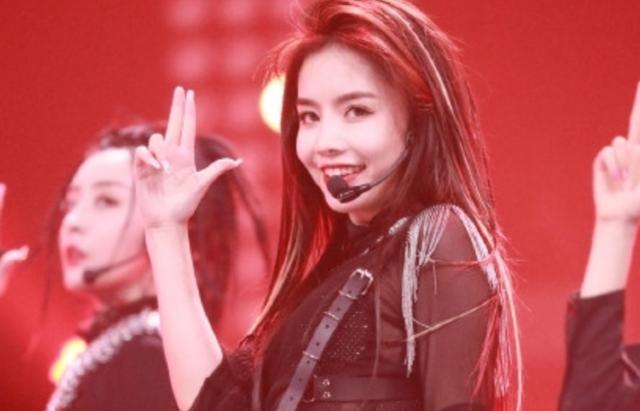 《青你2》C位早注定，金主爸爸提前发文庆祝露马脚，为刘雨昕招黑