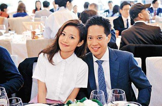 比萧亚轩情史还丰富的女星,4年处了20任男友,没人能超3个月 比萧亚轩情史还丰富的女星,4年处了20任男友,没人能超3个月